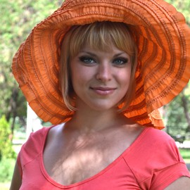 Single girl Olga, 28 yrs.old from Mariupol, Ukraine