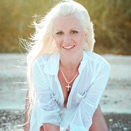 Beautiful wife Yana, 22 yrs.old from Mariupol, Ukraine
