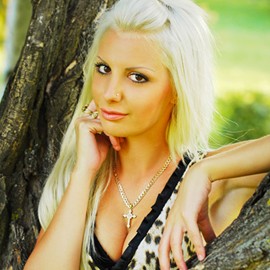 Single wife Yana, 22 yrs.old from Mariupol, Ukraine