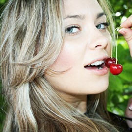 Charming miss Yulia, 22 yrs.old from Simferopol, Ukraine