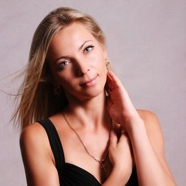 Pretty bride Ksenia, 34 yrs.old from Kiev, Ukraine