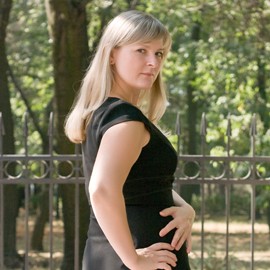 Single girlfriend Vika, 35 yrs.old from Donetsk, Ukraine