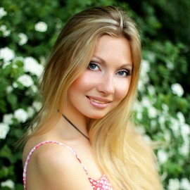 Charming girlfriend Anna, 23 yrs.old from Poltava, Ukraine