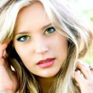Single woman Yana, 21 yrs.old from Kherson, Ukraine