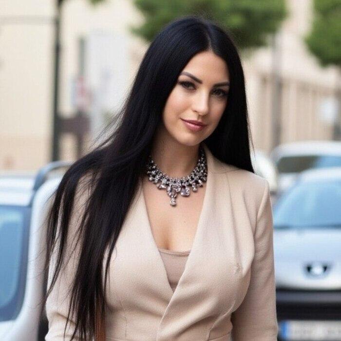 Sexy miss Anna, 38 yrs.old from Eastern Europe