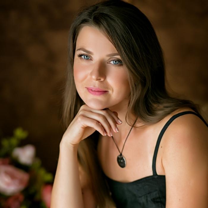 Charming wife Aleksandra, 41 yrs.old from Simferopol, Russia