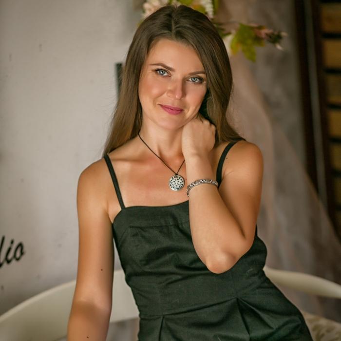 Pretty wife Aleksandra, 41 yrs.old from Simferopol, Russia