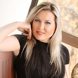 Gorgeous bride Alina, 42 yrs.old from Alushta, Russia