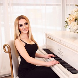 Charming girlfriend Elena, 34 yrs.old from Kharkov, Ukraine Charming girlfriend Elena, 34 yrs.old from Kharkov, Ukraine