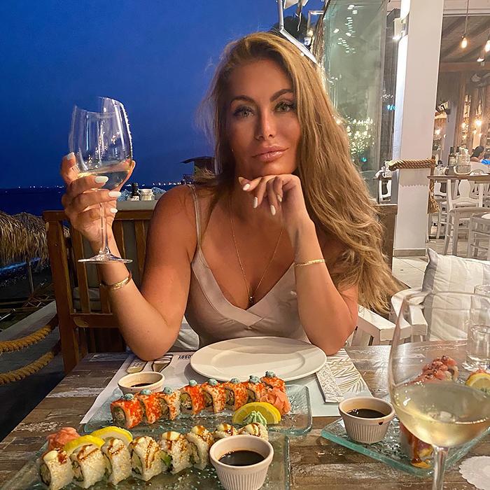 Beautiful lady Marina, 41 yrs.old from Dubai, United Arab Emirates