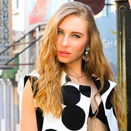 Charming lady Ulia, 33 yrs.old from Eastern Europe