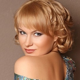 Single mail order bride Anastasia, 37 yrs.old from Alushta, Russia