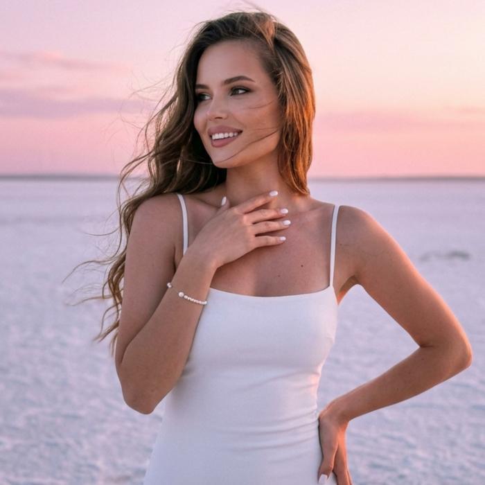 Charming bride Elizaveta, 34 yrs.old from Eastern Europe Charming bride Elizaveta, 34 yrs.old from Eastern Europe