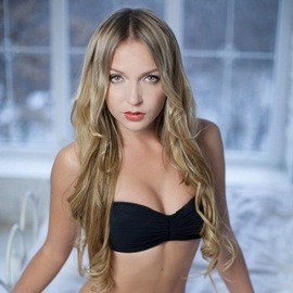 Beautiful mail order bride Anna, 29 yrs.old from Donetsk, Ukraine