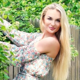 Gorgeous lady Elena, 39 yrs.old from Alushta, Russia