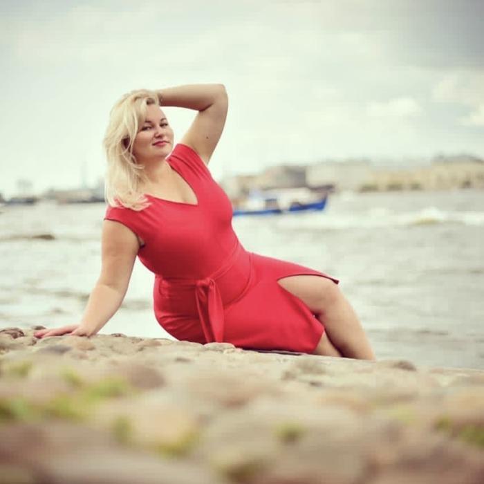 Charming wife Darina, 38 yrs.old from Saint-Petersburg, Russia
