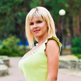Charming bride Elena, 36 yrs.old from Kiev, Ukraine
