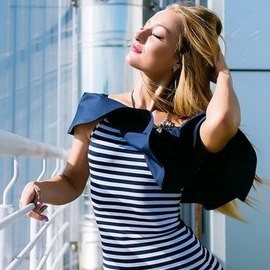 Pretty wife Anna, 34 yrs.old from Dnepropetrovsk, Ukraine