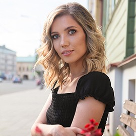 Nice girlfriend Ira, 32 yrs.old from Ostrov, Russia
