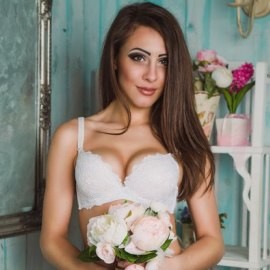 Hot girlfriend Yana, 32 yrs.old from Donetsk, Ukraine