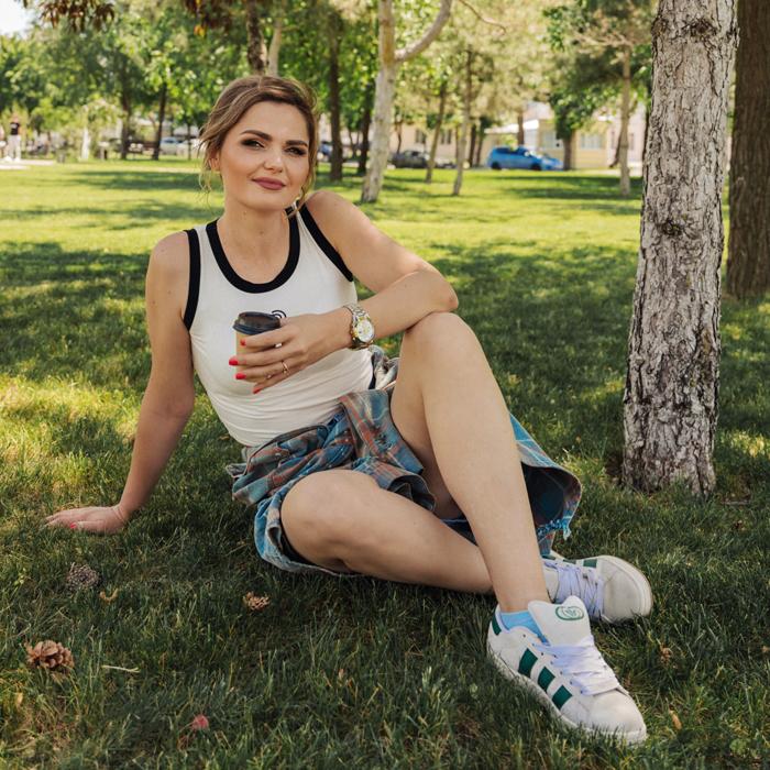 Pretty girl Cristina, 38 yrs.old from Bender, Moldova