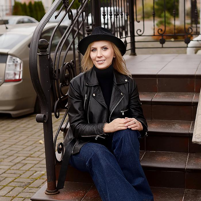 Sexy girlfriend Yulia, 56 yrs.old from Eastern Europe