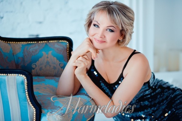 Beautiful girlfriend Eva, 47 yrs.old from Zaporozhye, Ukraine