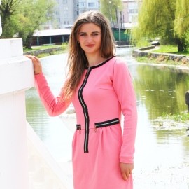 Single miss Kateryna, 37 yrs.old from Chernivtsi, Ukraine