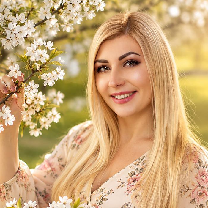 Hot lady Olesya, 40 yrs.old from Kiev, Ukraine