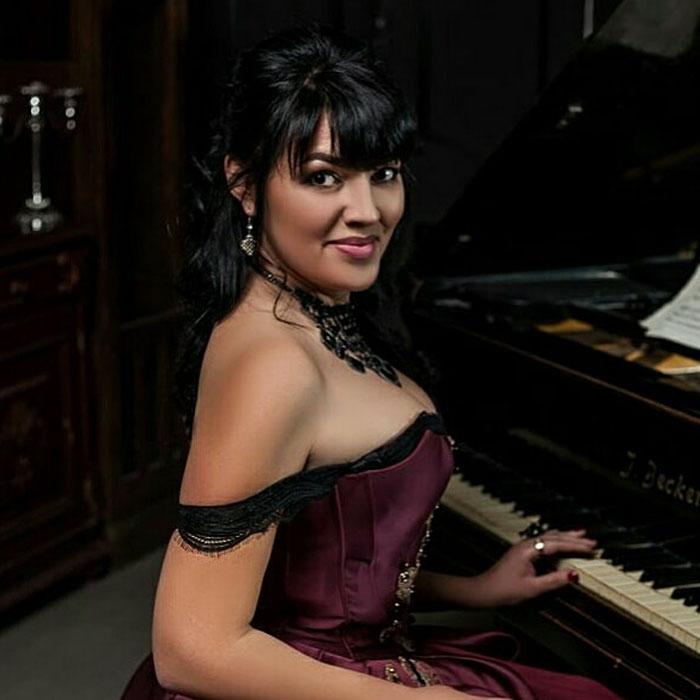 Charming lady Viktoriya, 43 yrs.old from Kharkov, Ukraine