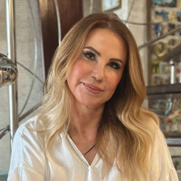 Nice lady Elena, 59 yrs.old from Eastern Europe