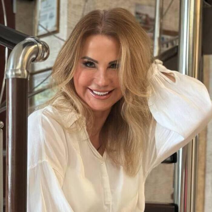 Single lady Elena, 59 yrs.old from Eastern Europe