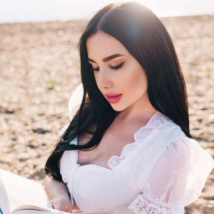 Beautiful bride Kristina, 34 yrs.old from Eastern Europe
