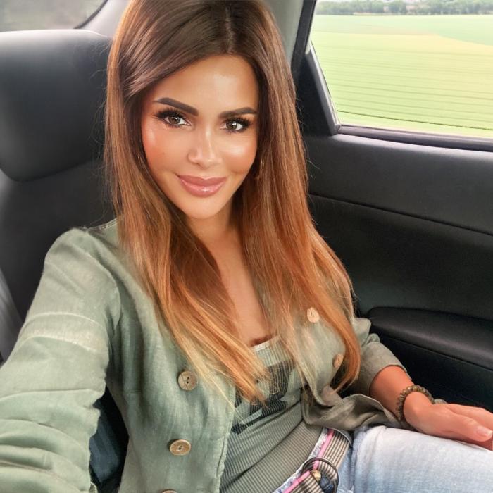 Charming girl Olga, 59 yrs.old from Eastern Europe