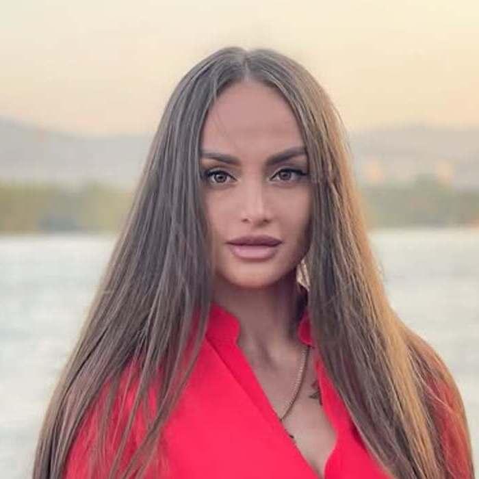 Sexy miss Alyona, 34 yrs.old from Eastern Europe