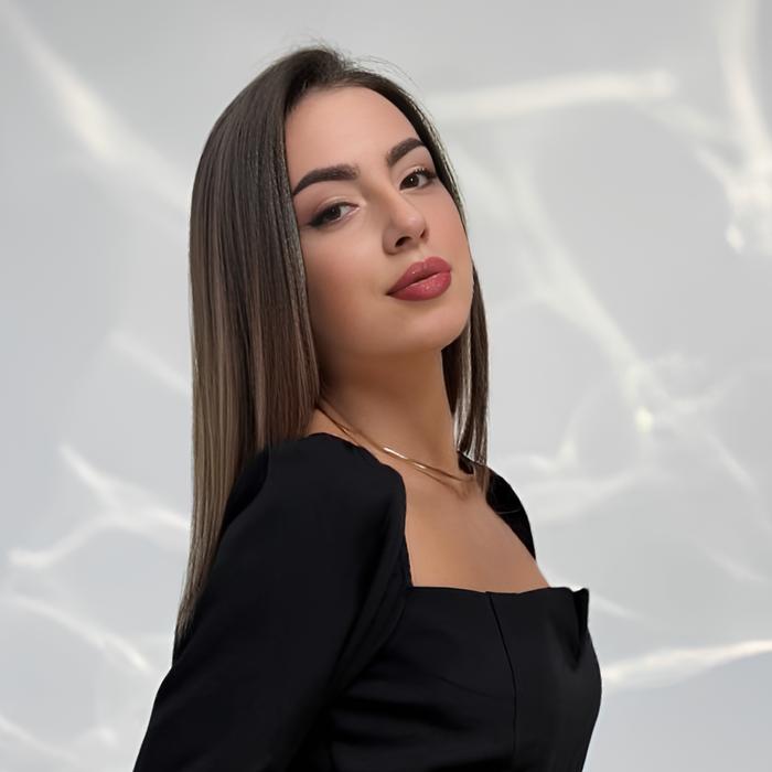 Gorgeous woman Alina, 23 yrs.old from Simferopol, Russia Gorgeous woman Alina, 23 yrs.old from Simferopol, Russia