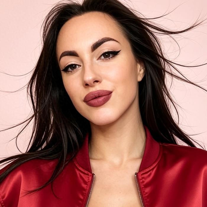 Charming woman Alina, 23 yrs.old from Eastern Europe