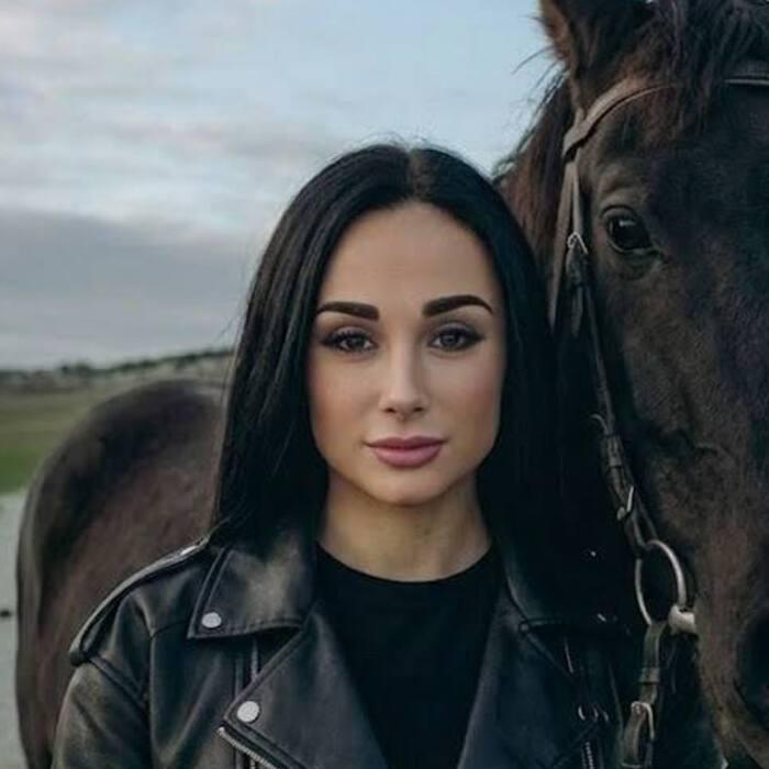 Pretty woman Diana, 23 yrs.old from Eastern Europe Pretty woman Diana, 23 yrs.old from Eastern Europe