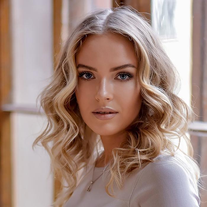 Sexy miss Elizaveta, 31 yrs.old from Eastern Europe