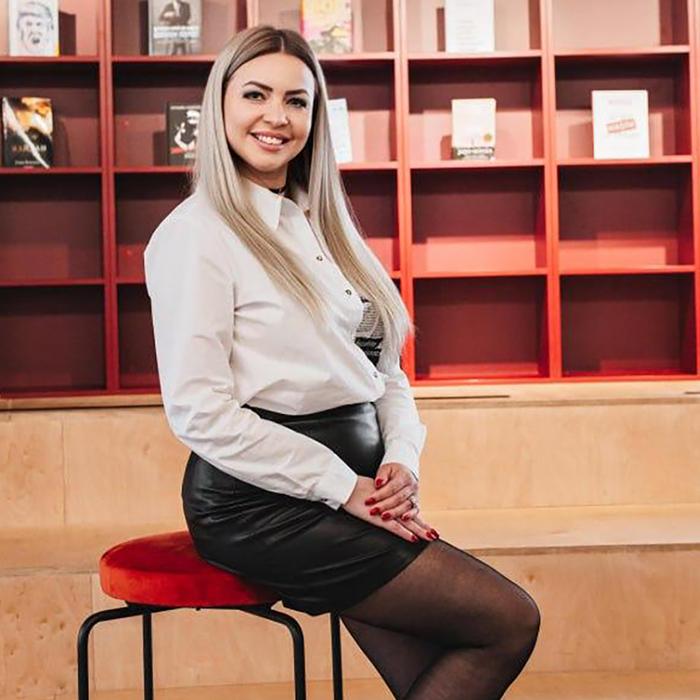 Gorgeous woman Yana, 50 yrs.old from Kiev, Ukraine