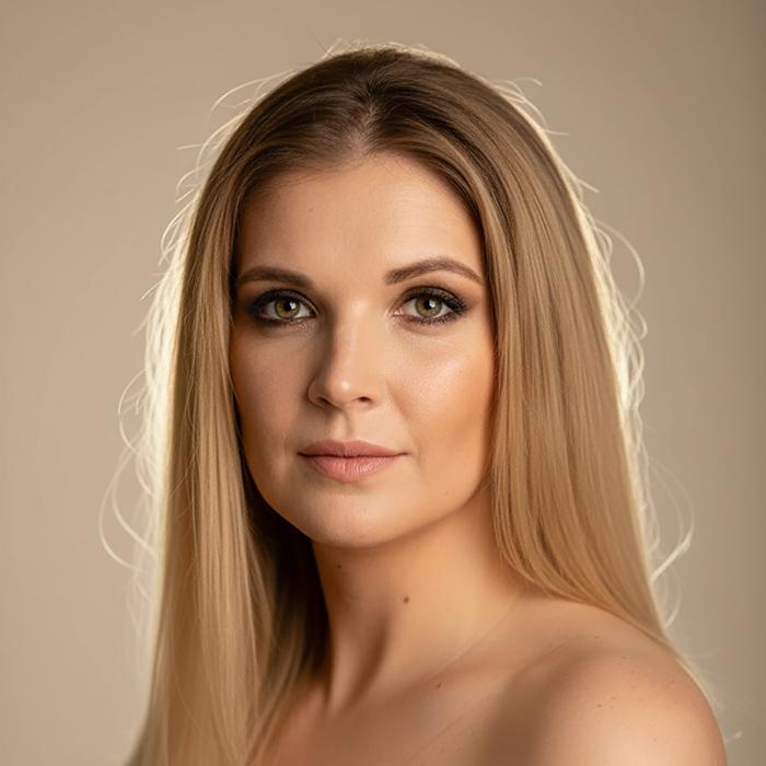 Charming girl Ekaterina, 41 yrs.old from Eastern Europe Charming girl Ekaterina, 41 yrs.old from Eastern Europe