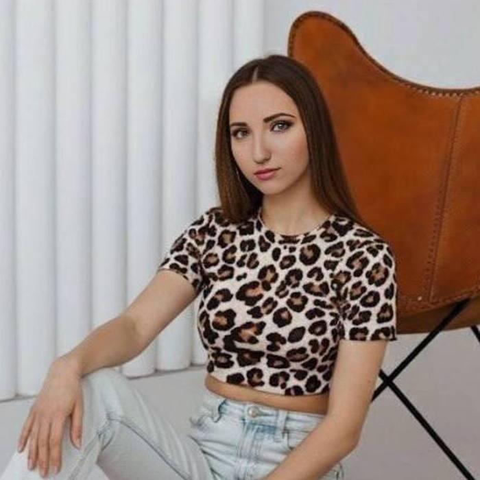 Pretty lady Alyona, 30 yrs.old from Eastern Europe