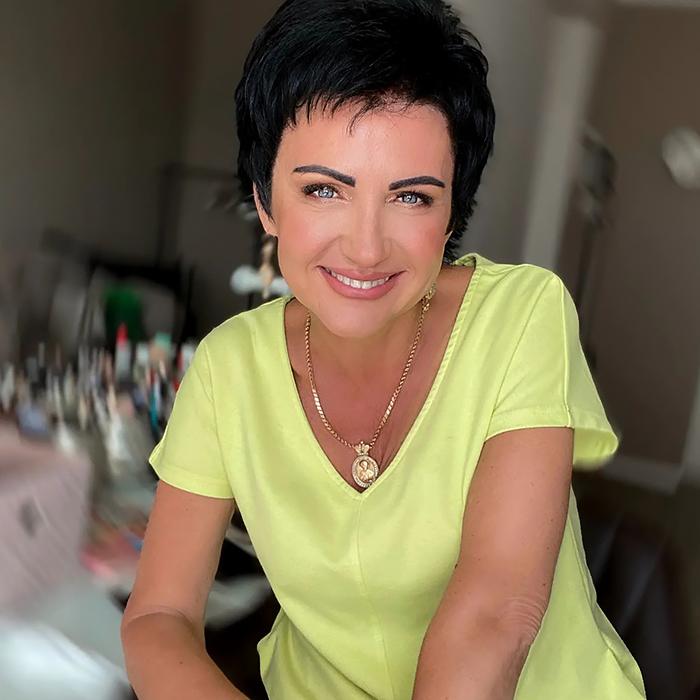 Single girl Elena, 55 yrs.old from Pskov, Russia