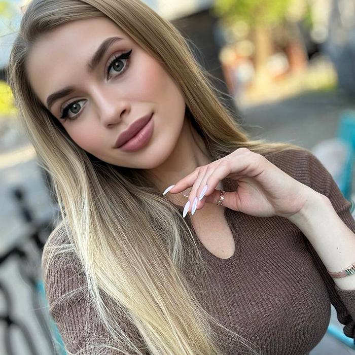 Gorgeous mail order bride Lilia, 30 yrs.old from Kiev, Ukraine