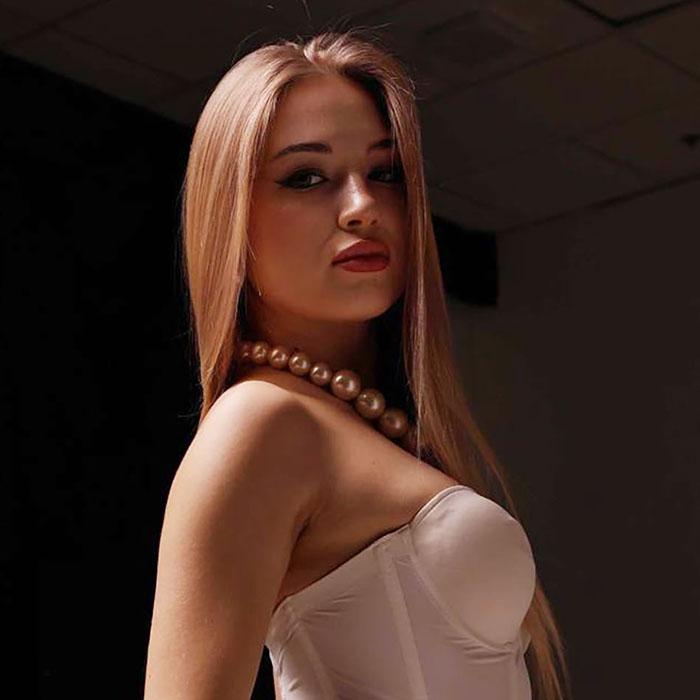 Charming bride Olga, 24 yrs.old from Kiev, Ukraine