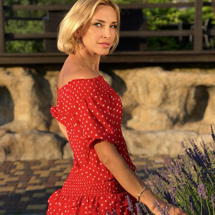 Pretty wife Elena, 49 yrs.old from Moscow, Russia