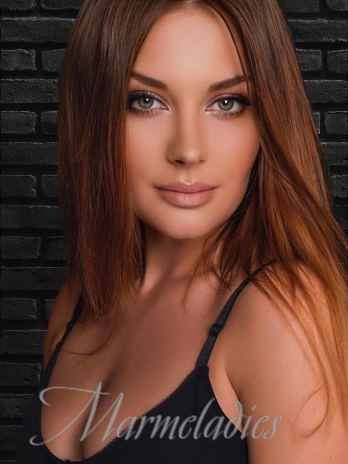 Charming girl Iryna from Uzhgorod, Ukraine Russian women personals