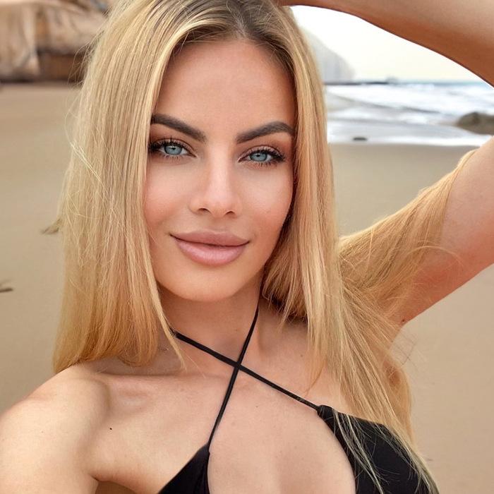 Gorgeous girl Julia, 35 yrs.old from Sumy, Ukraine