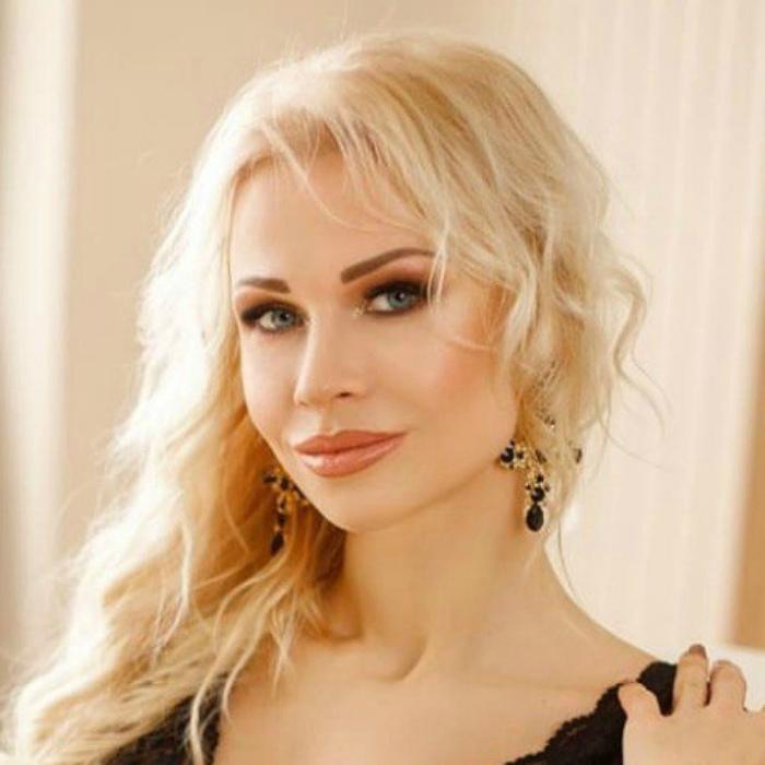 Beautiful wife Anna, 34 yrs.old from Kiev, Ukraine