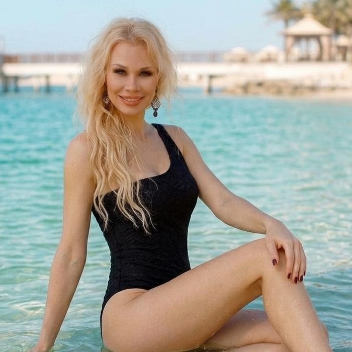 Sexy wife Anna, 37 yrs.old from Kiev, Ukraine